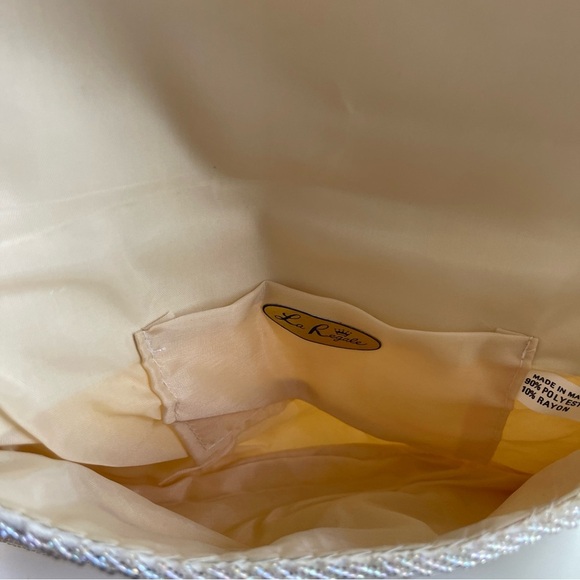 Vintage La regale Ivory White Cream Beaded satin purse clutch bag - Picture 16 of 16